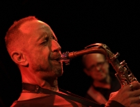 Klaus Knöpfle – Saxophon, Klavier