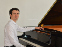 Alexandru Szabo – Klavier